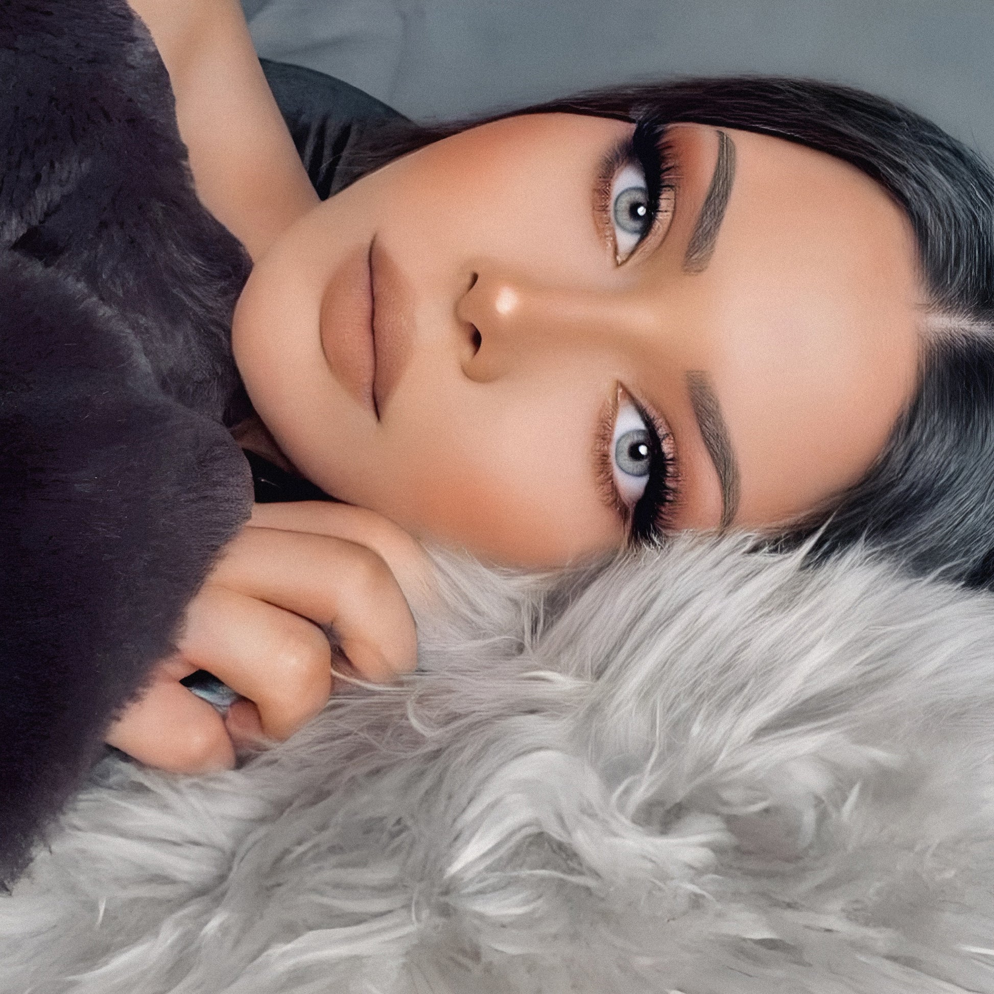 @doaa.adam1 | Grey Eyes with Turquoise Lenses